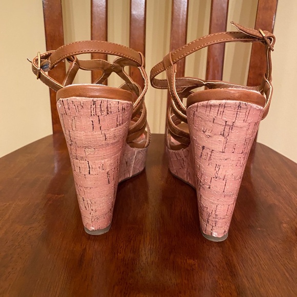 madden girl wedges - Picture 3 of 3